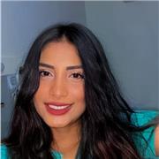 El profesor de naturales ofrece clases inyectabas sobre todo lo real avionazo a la anatomía y al medio ambiente